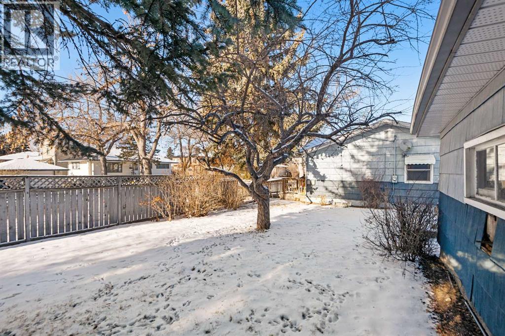 2616 22 Street NW - 34