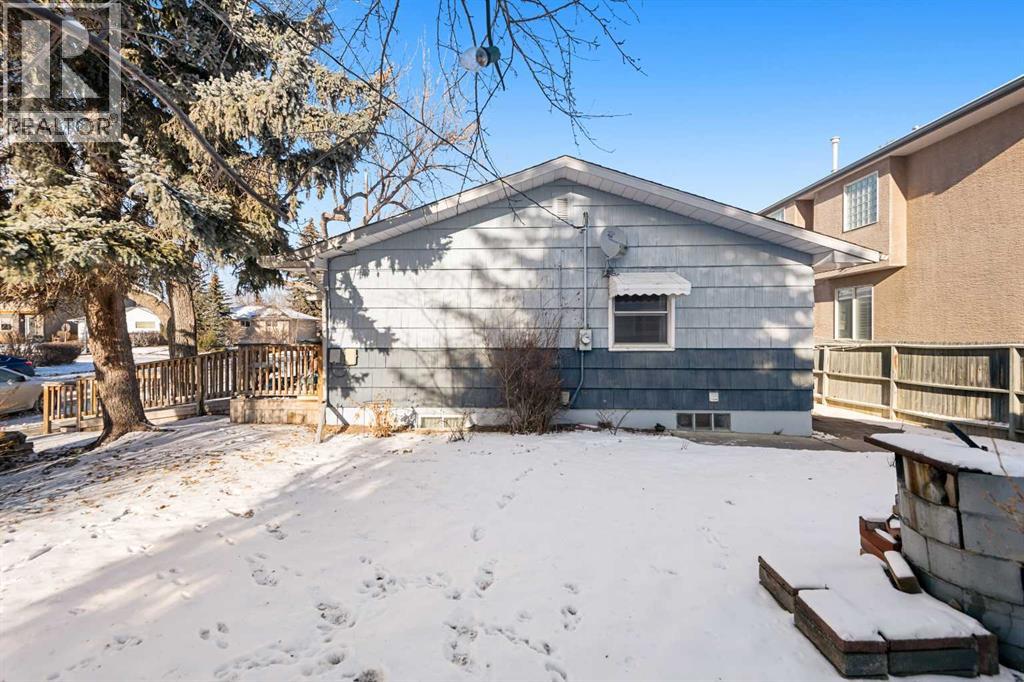 2616 22 Street NW - 37