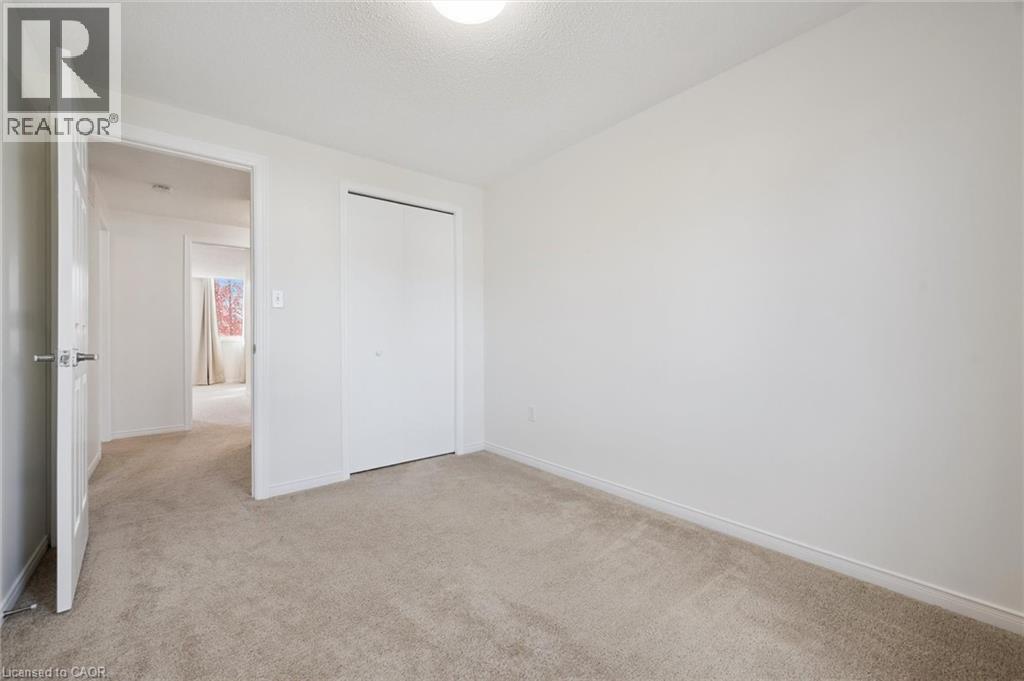 #3 151 CLAIRFIELDS Drive - 24
