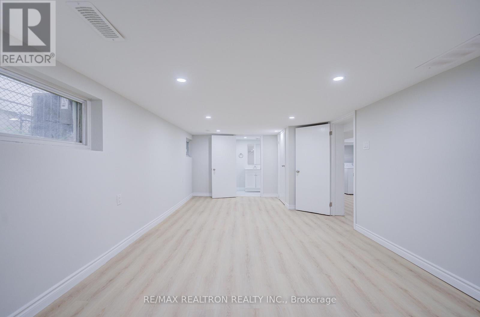 95 ROSEVIEW AVENUE - 29