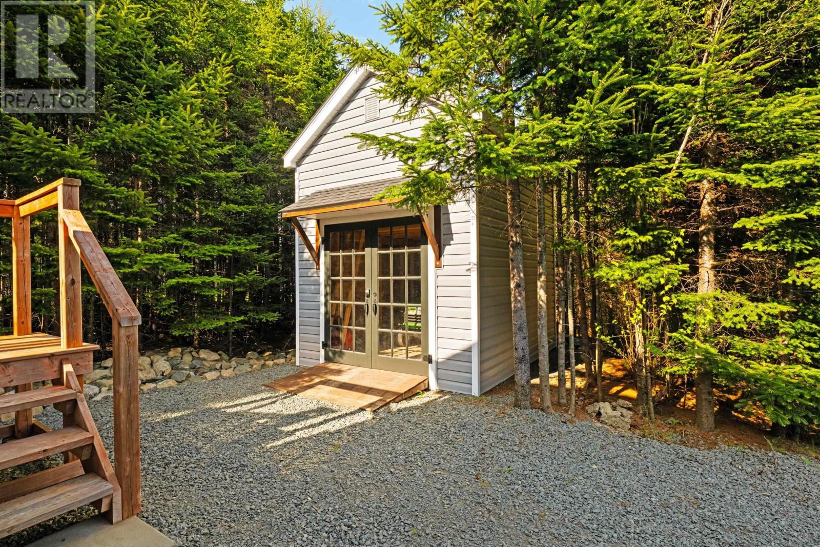 215 West Porters Lake Road - 12