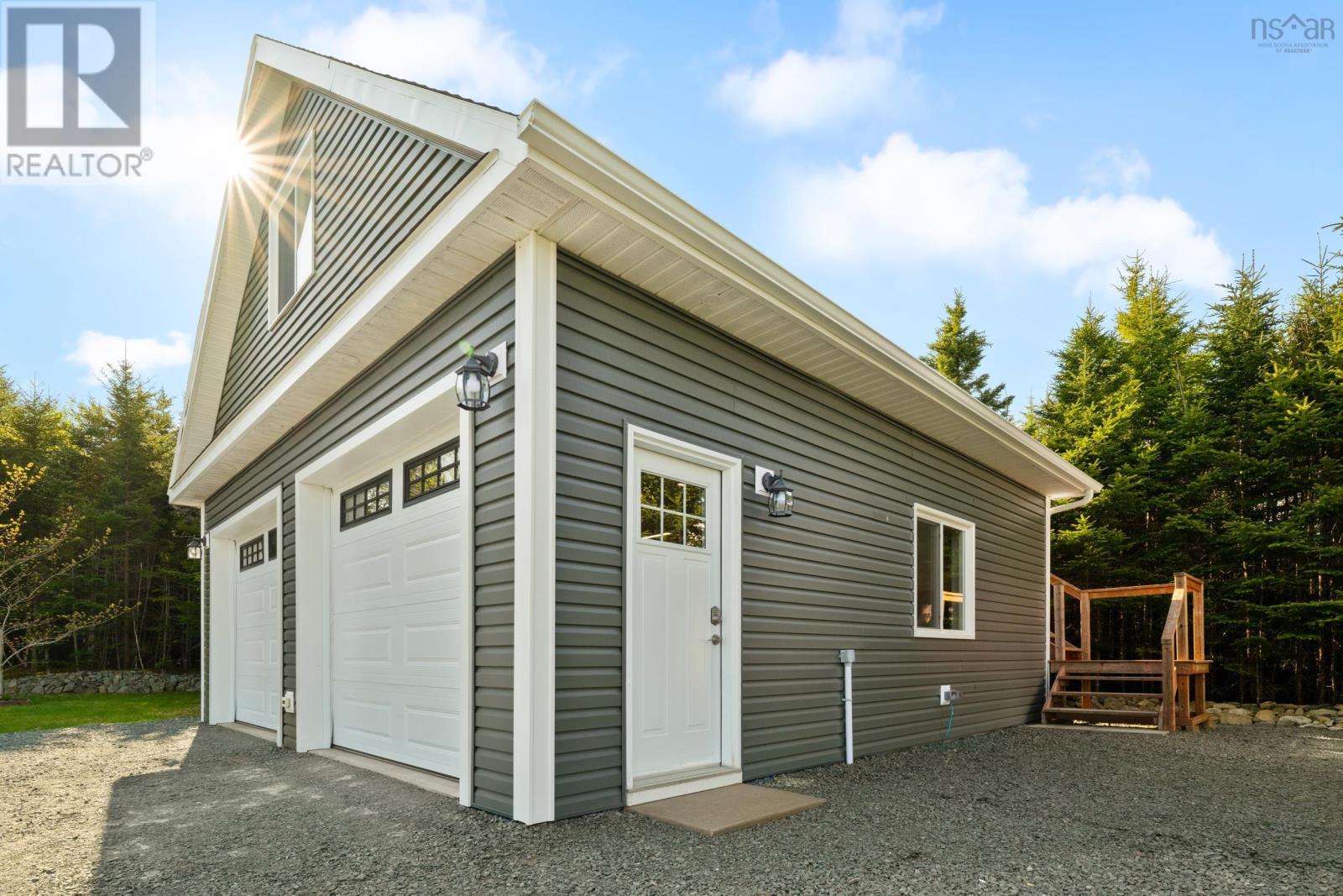 215 West Porters Lake Road - 39