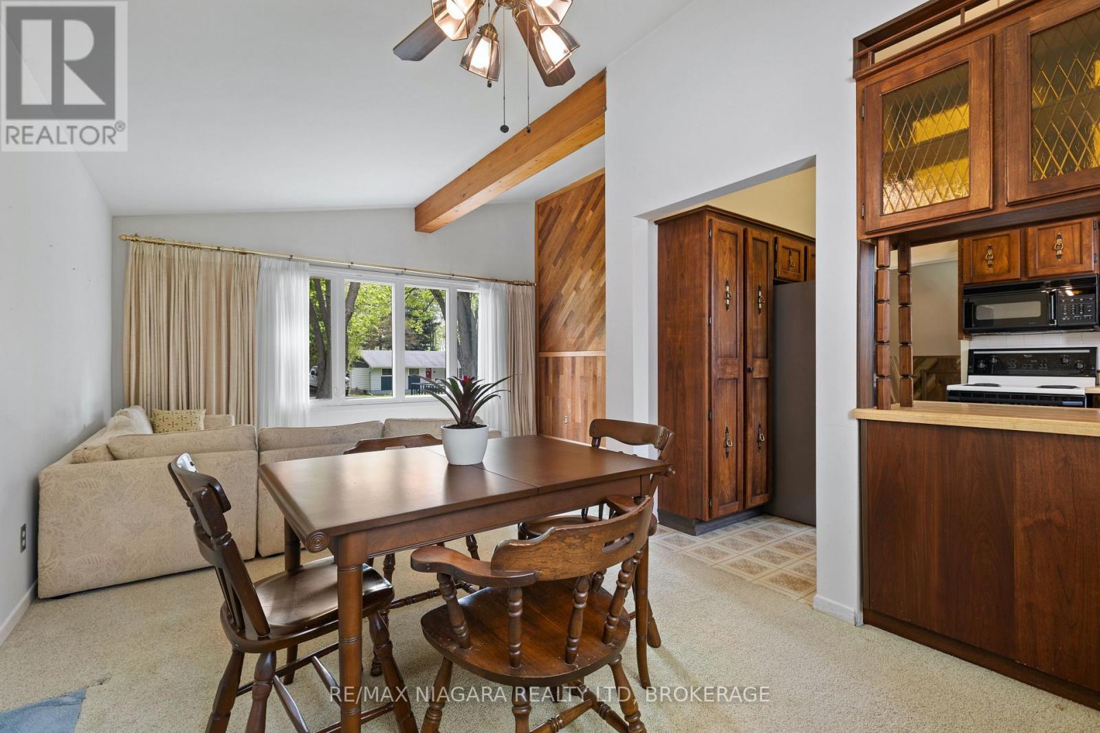 1176 SUNSET DRIVE - 13