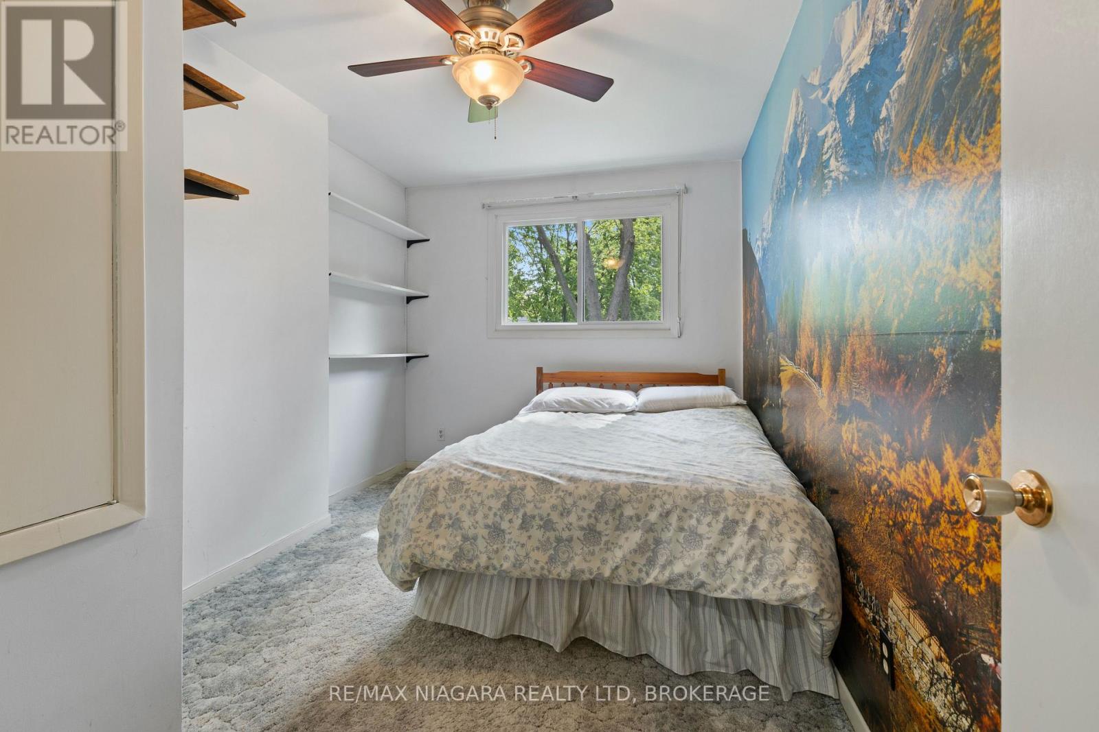 1176 SUNSET DRIVE - 21