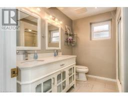 100 Biehn Drive, Kitchener, ON N2R1M5 Photo 21