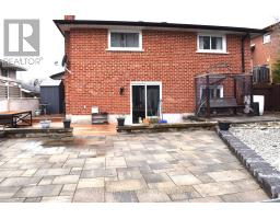 100 Biehn Drive, Kitchener, ON N2R1M5 Photo 26