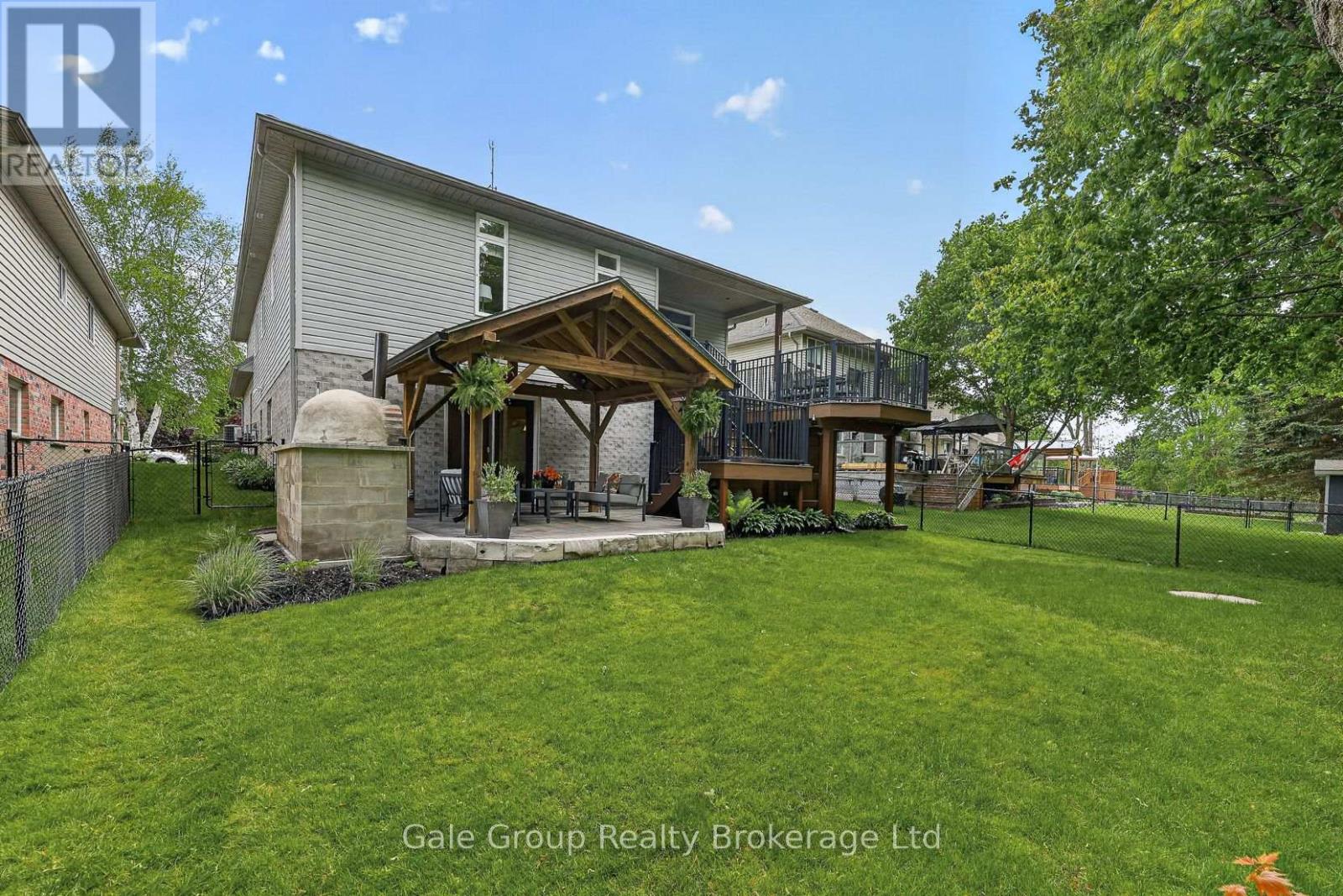 89 WOODVALE DRIVE - 35