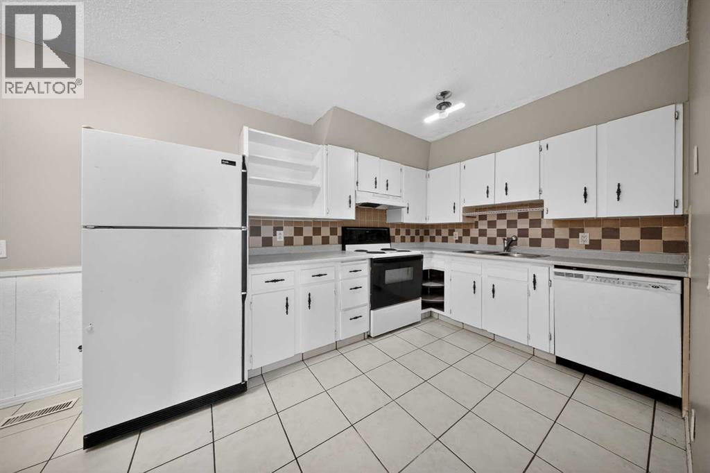 520 43 Street SE - 6