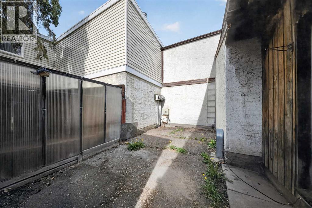 520 43 Street SE - 33