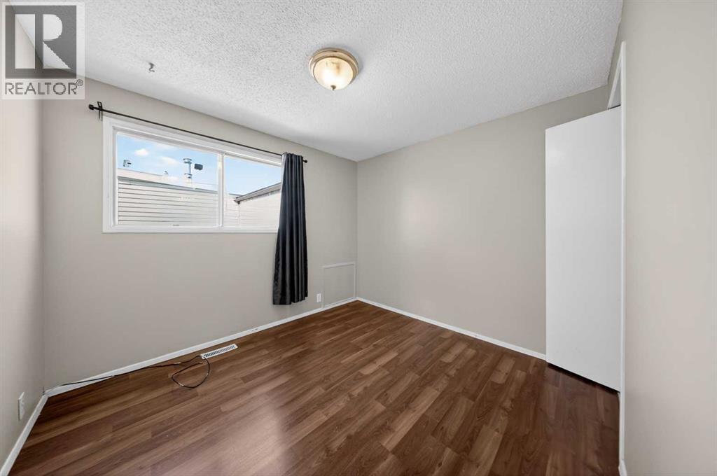 520 43 Street SE - 18