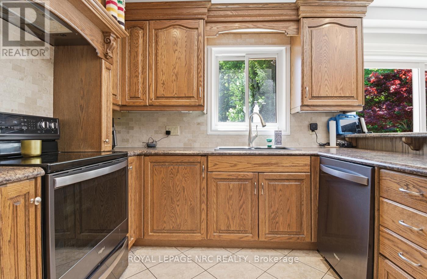 6 NURSERY LANE - 19