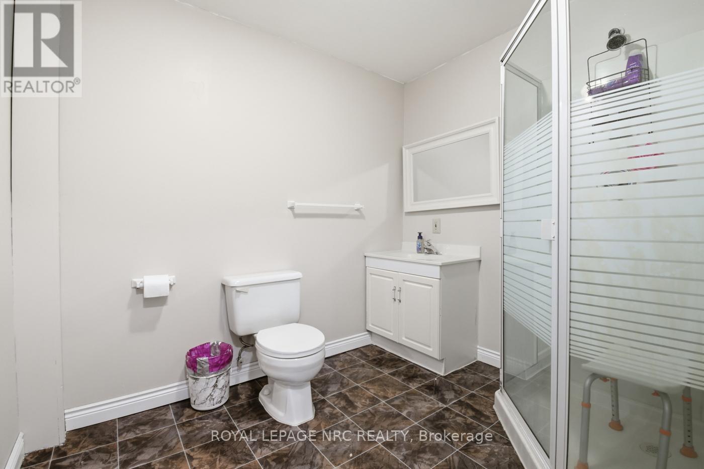6 NURSERY LANE - 31
