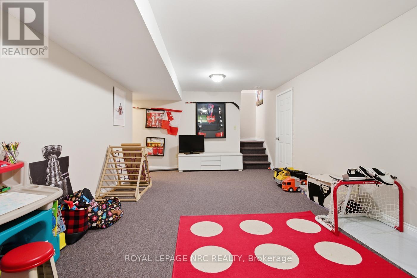 6 NURSERY LANE - 34