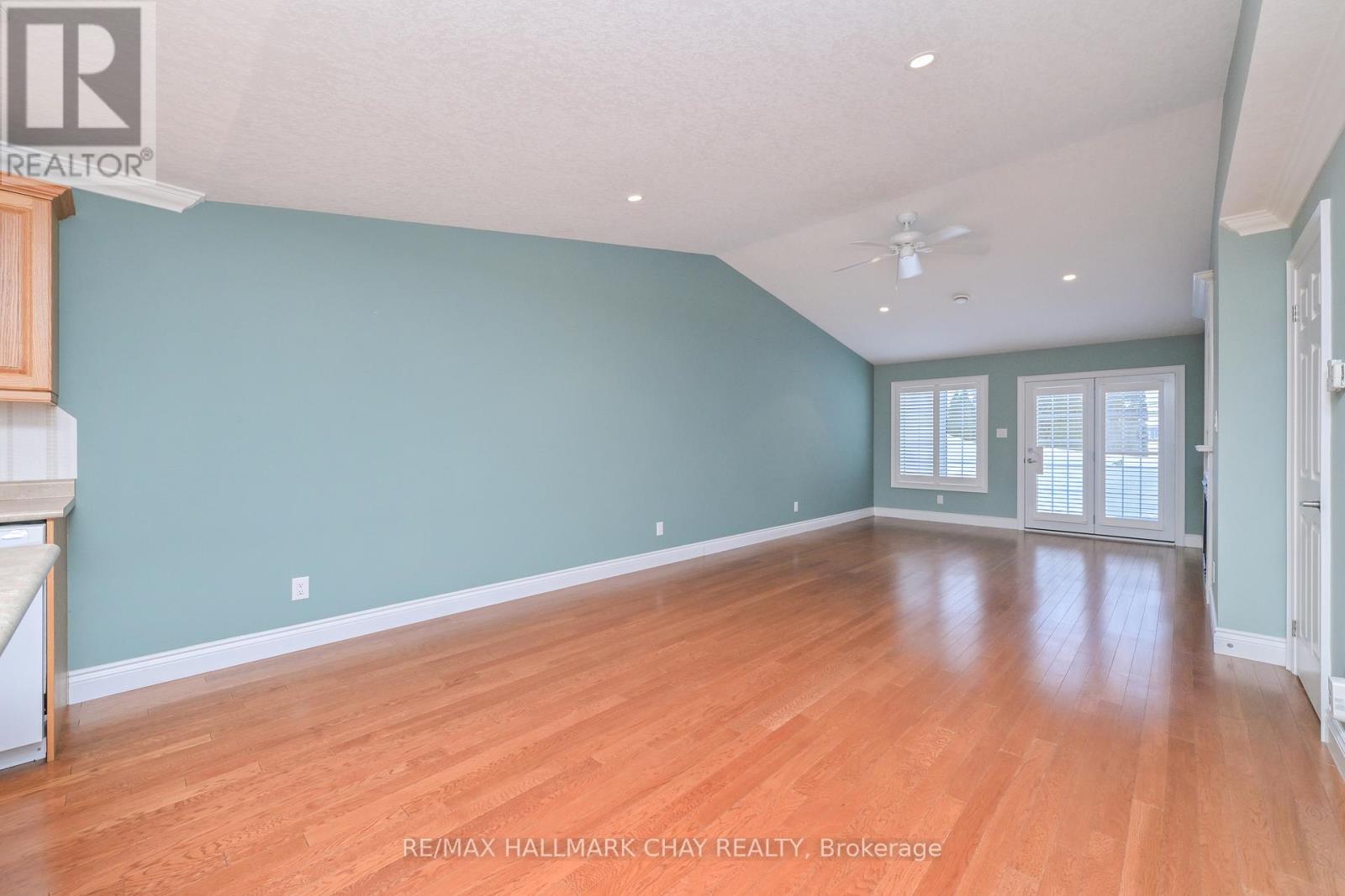 140 MEADOW LANE - 10
