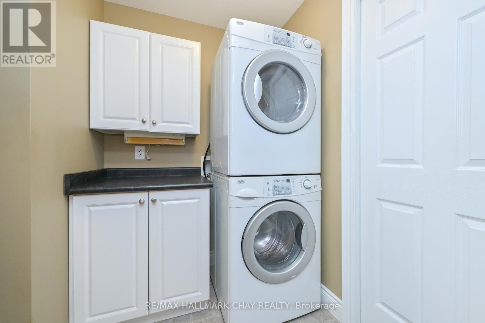 140 MEADOW LANE - 24