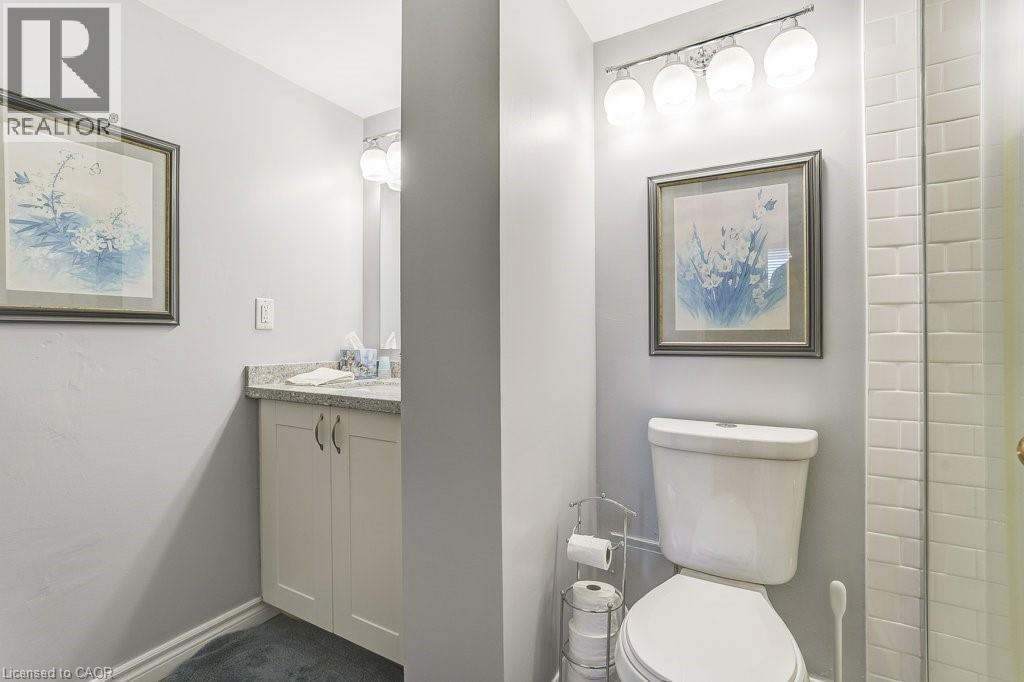 #205 2055 UPPER MIDDLE Road - 17