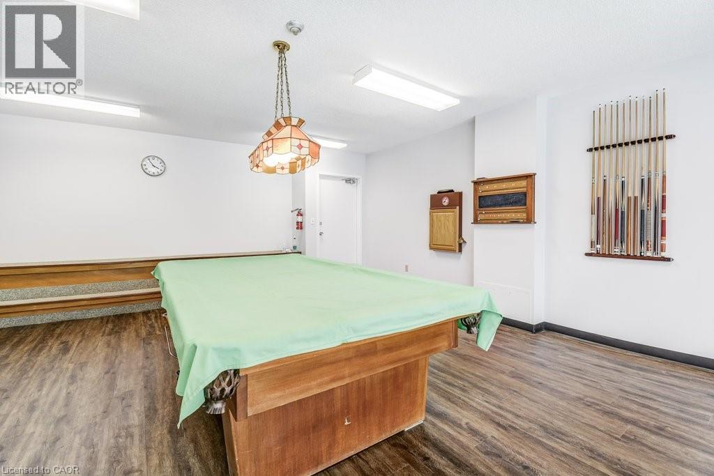 #205 2055 UPPER MIDDLE Road - 37