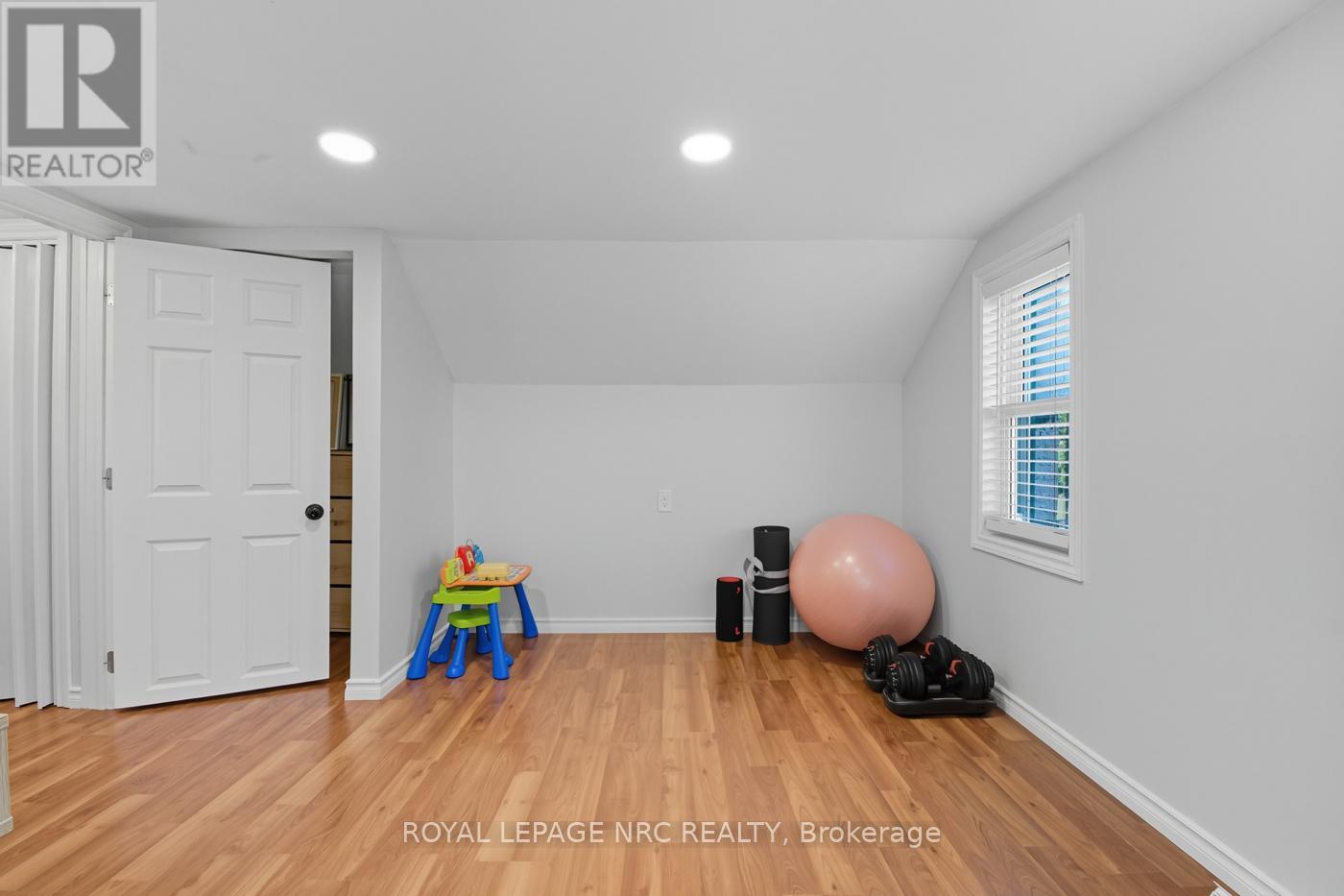 2459 THOMPSON ROAD - 18