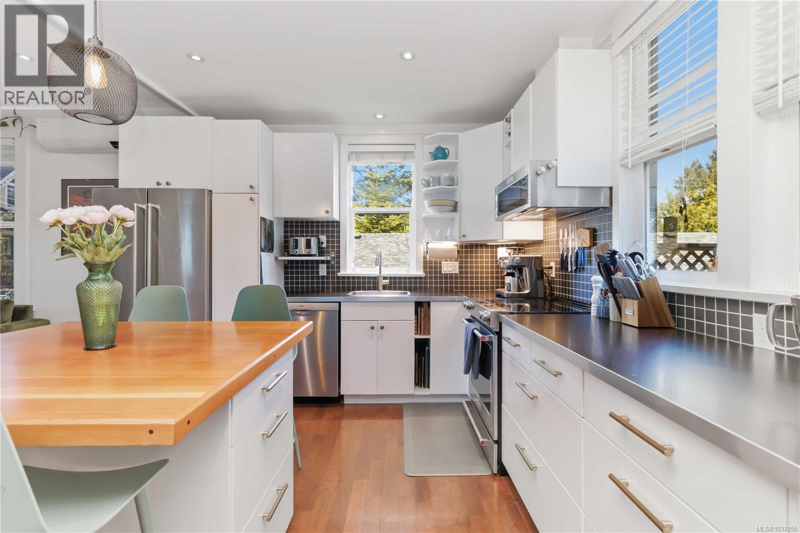 1742 Albert Ave - 16