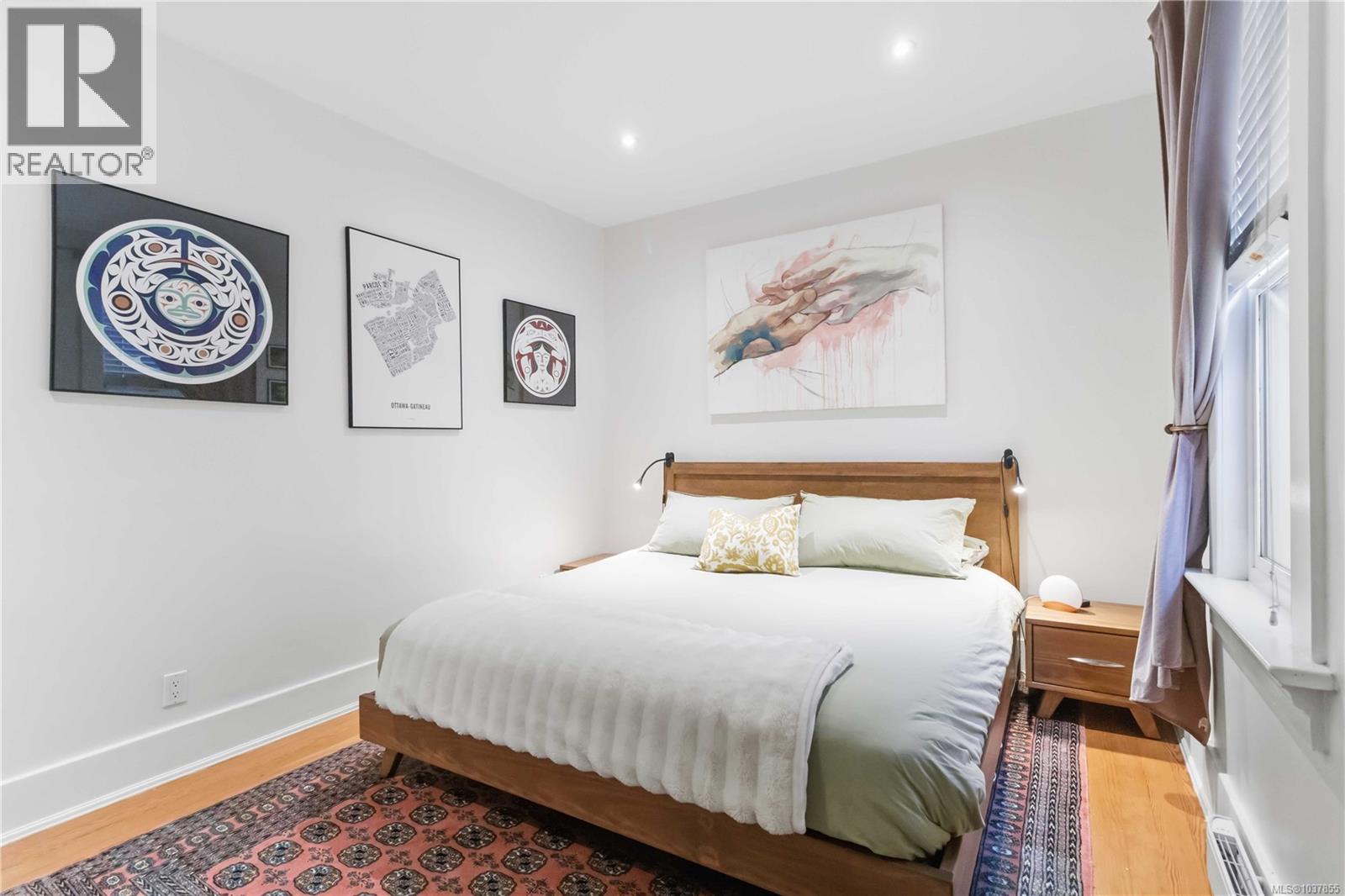 1742 Albert Ave - 19