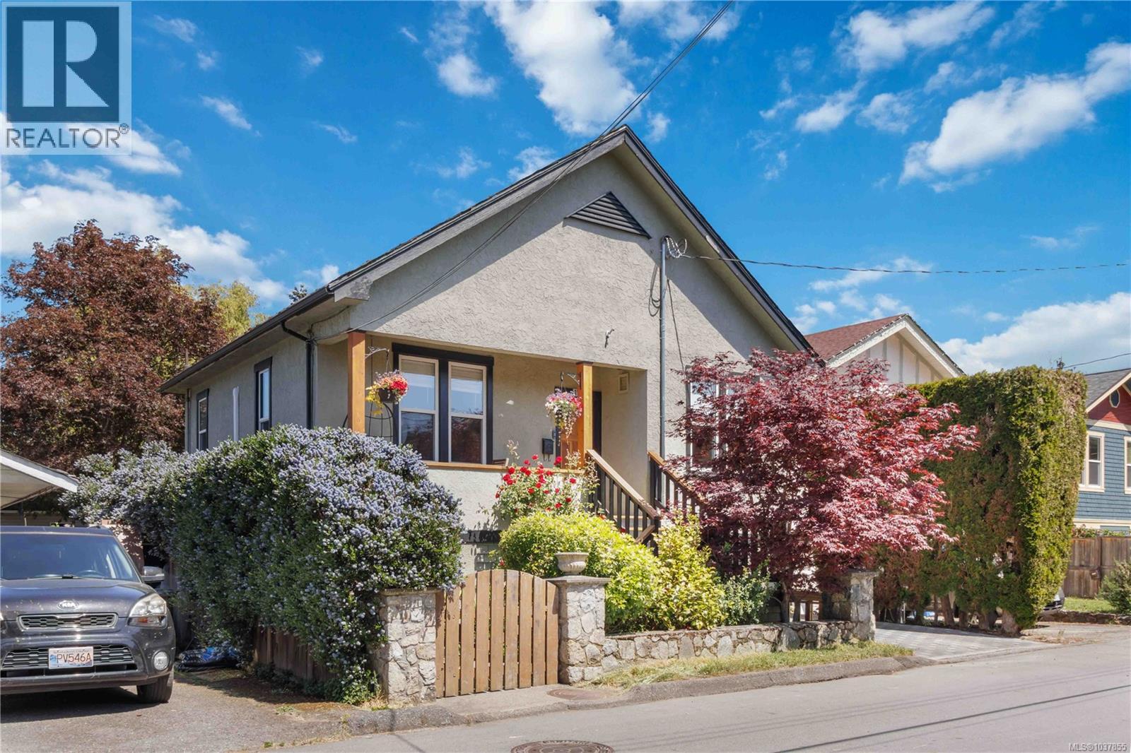 1742 Albert Ave - 47