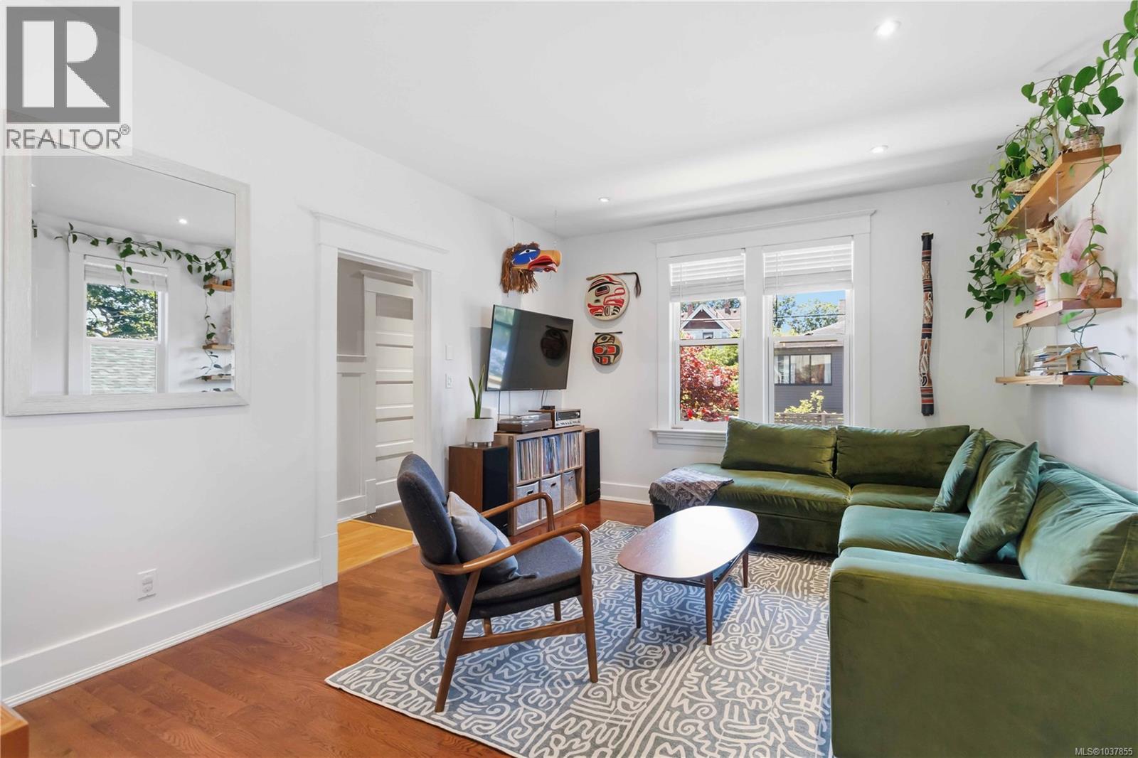 1742 Albert Ave - 8