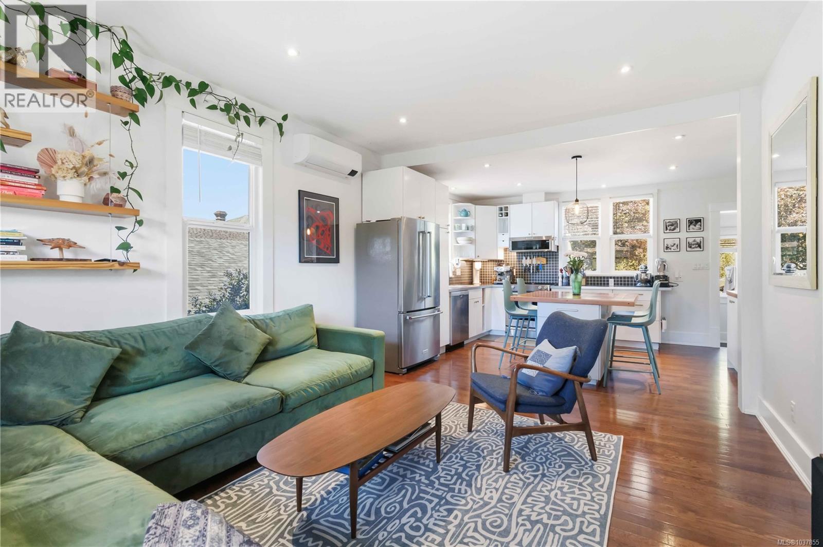 1742 Albert Ave - 9