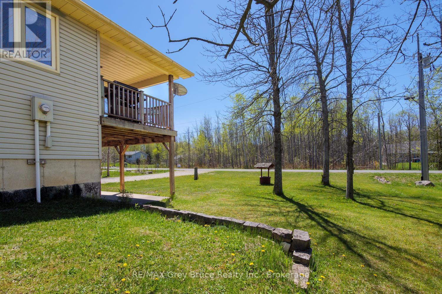 94 MAPLE DRIVE - 25