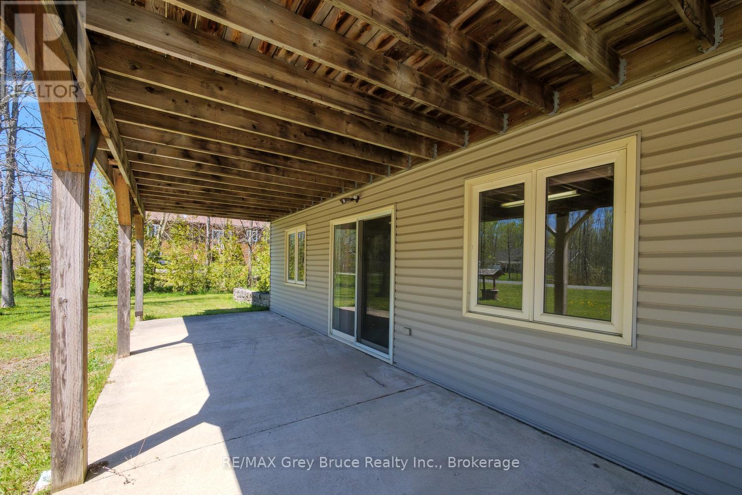 94 MAPLE DRIVE - 26