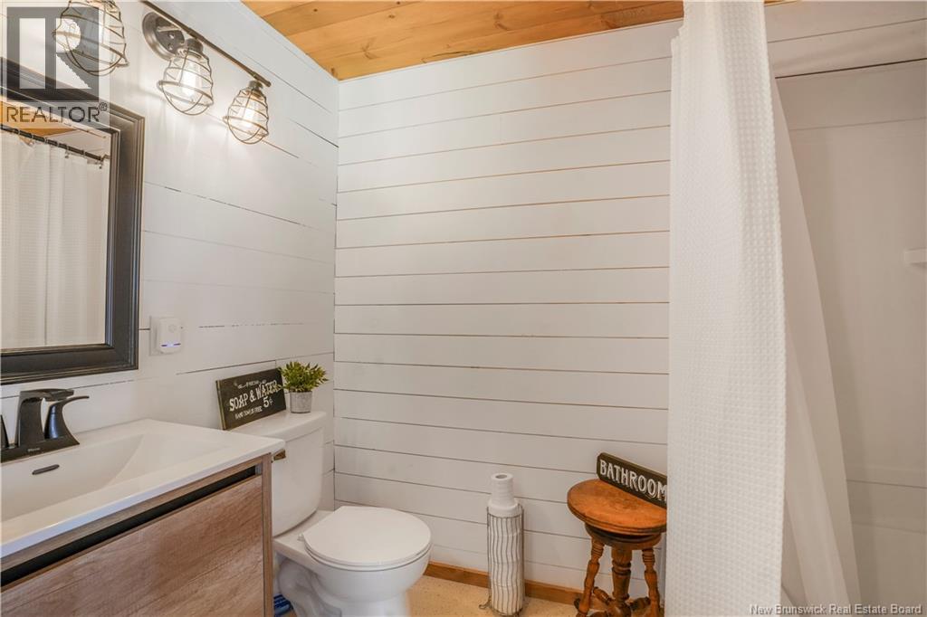 840 Magaguadavic Siding Road - 28