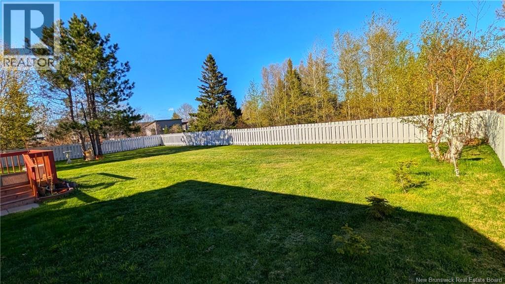 27 Rue du Bicentenaire Street - 18