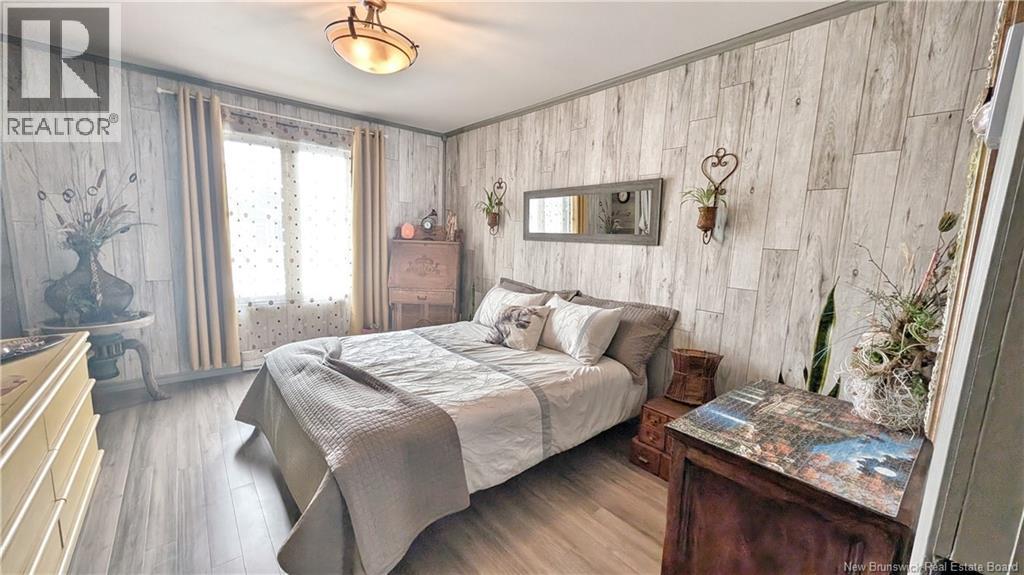 27 Rue du Bicentenaire Street - 11