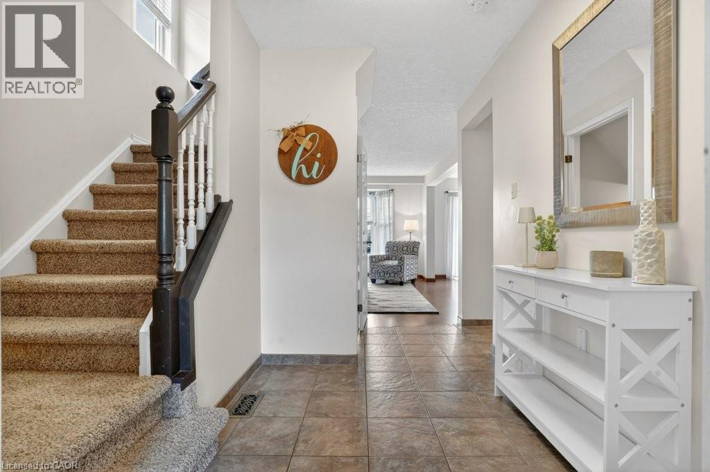 222 GREY FOX Drive - 5