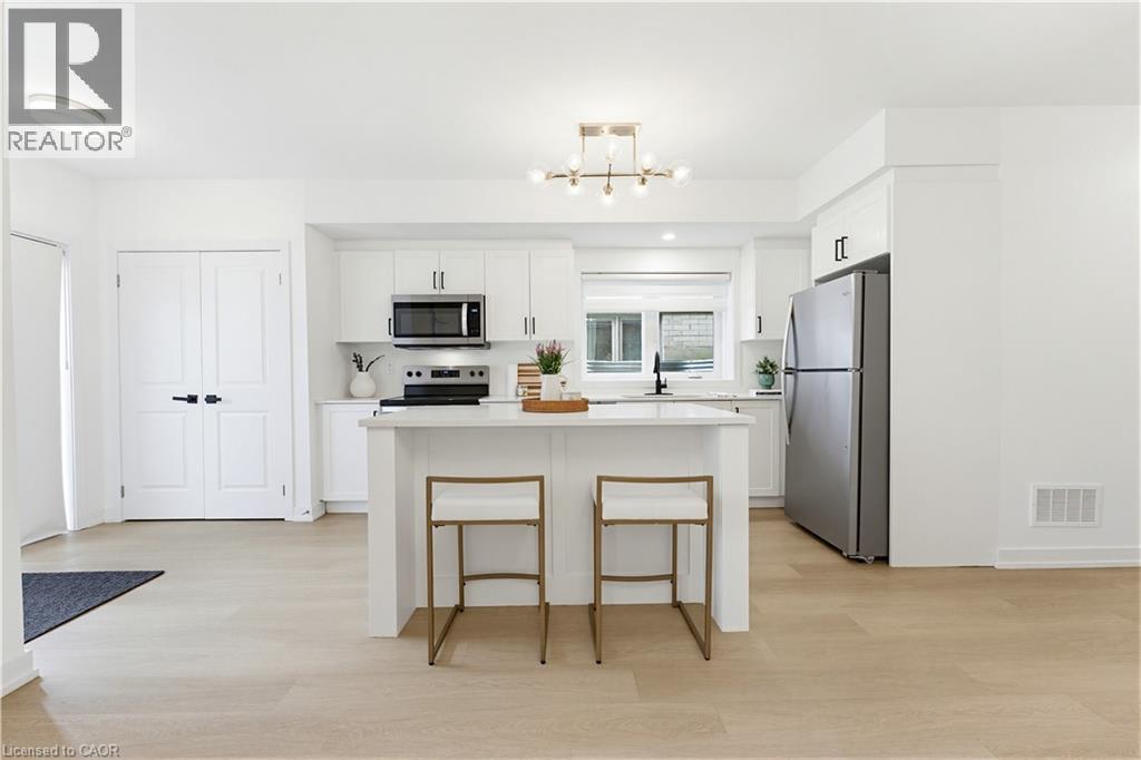 #42 205 WEST OAK Trail - Image 3