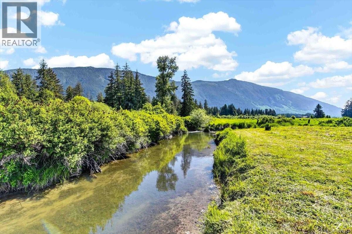 9589 Comox Trail - 31