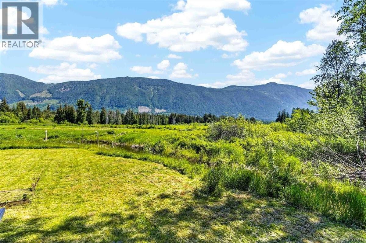 9589 Comox Trail - 37