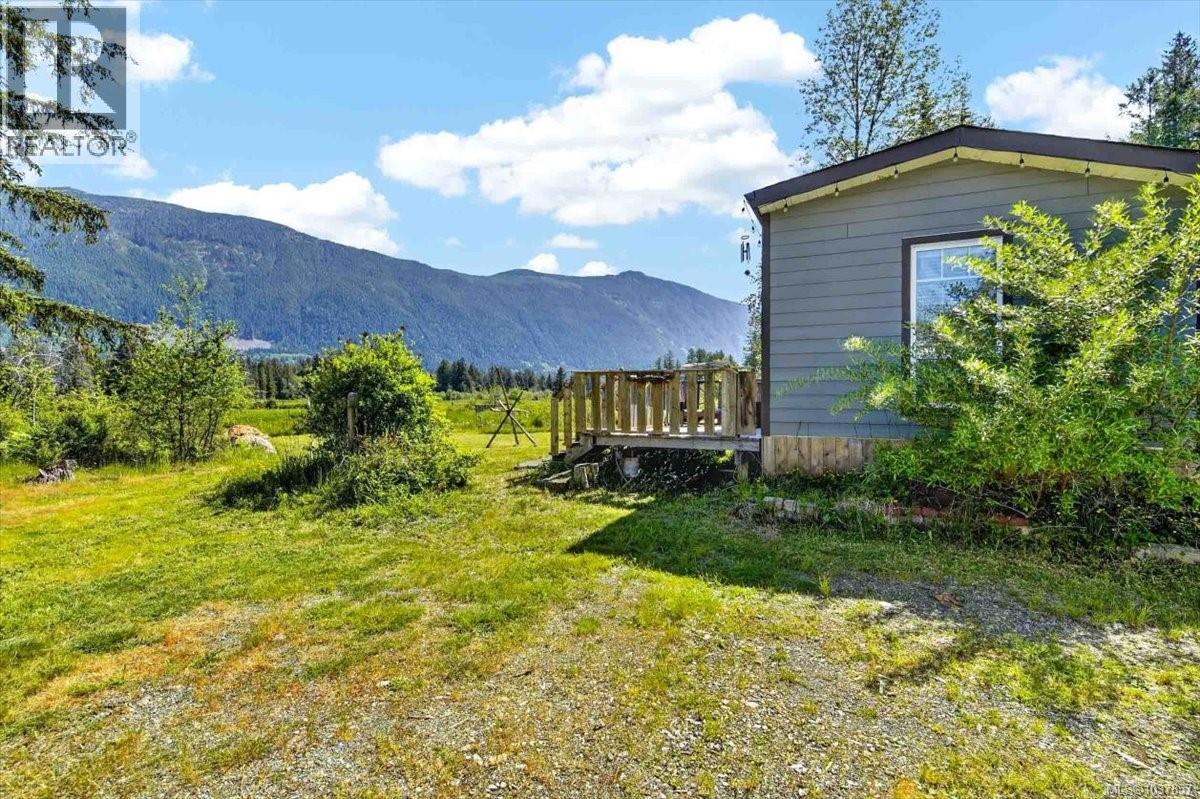 9589 Comox Trail - 40