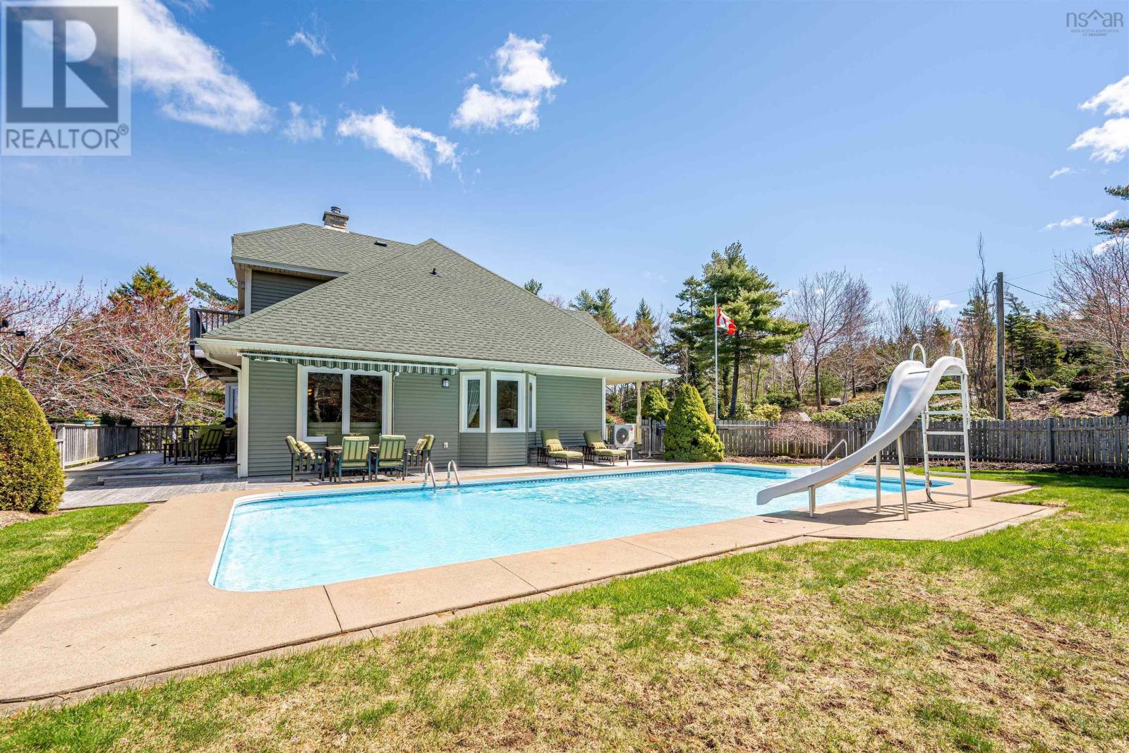 243 Lakeshore Drive - 34