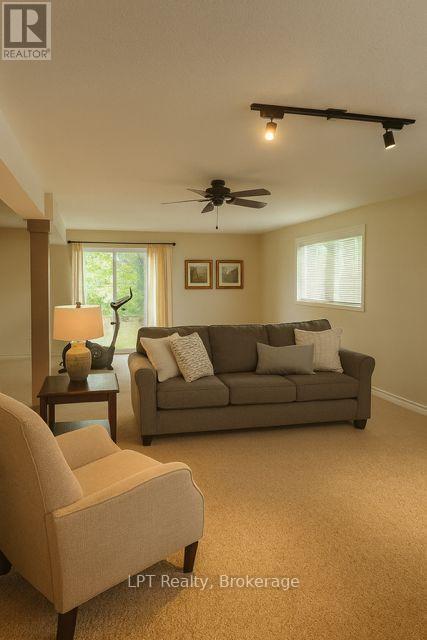 680 TRAILVIEW DRIVE - 10