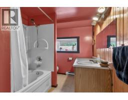 4764 Forsters Landing Road, Radium Hot Springs, BC V0A1M0 Photo 17