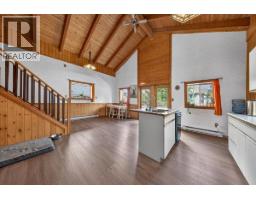 Kitchen - 4764 Forsters Landing Road, Radium Hot Springs, BC V0A1M0 Photo 9