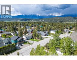 4764 Forsters Landing Road, Radium Hot Springs, BC V0A1M0 Photo 47