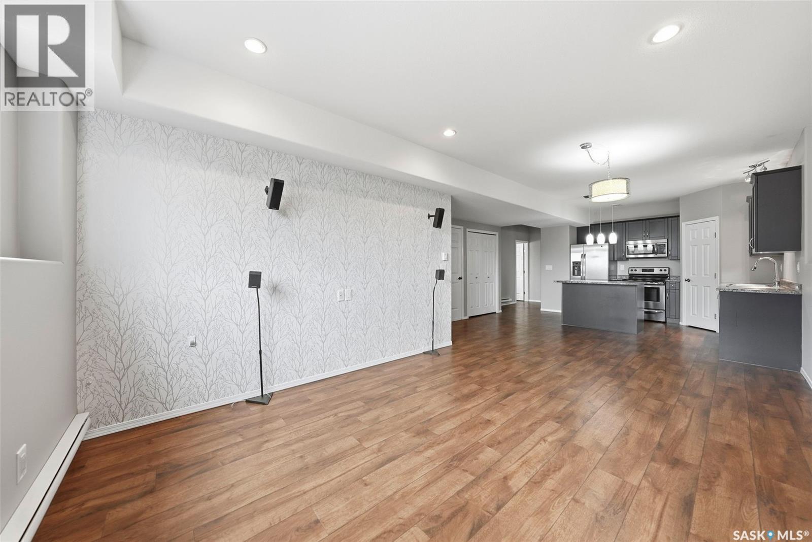 517 Redwood CRESCENT - 26