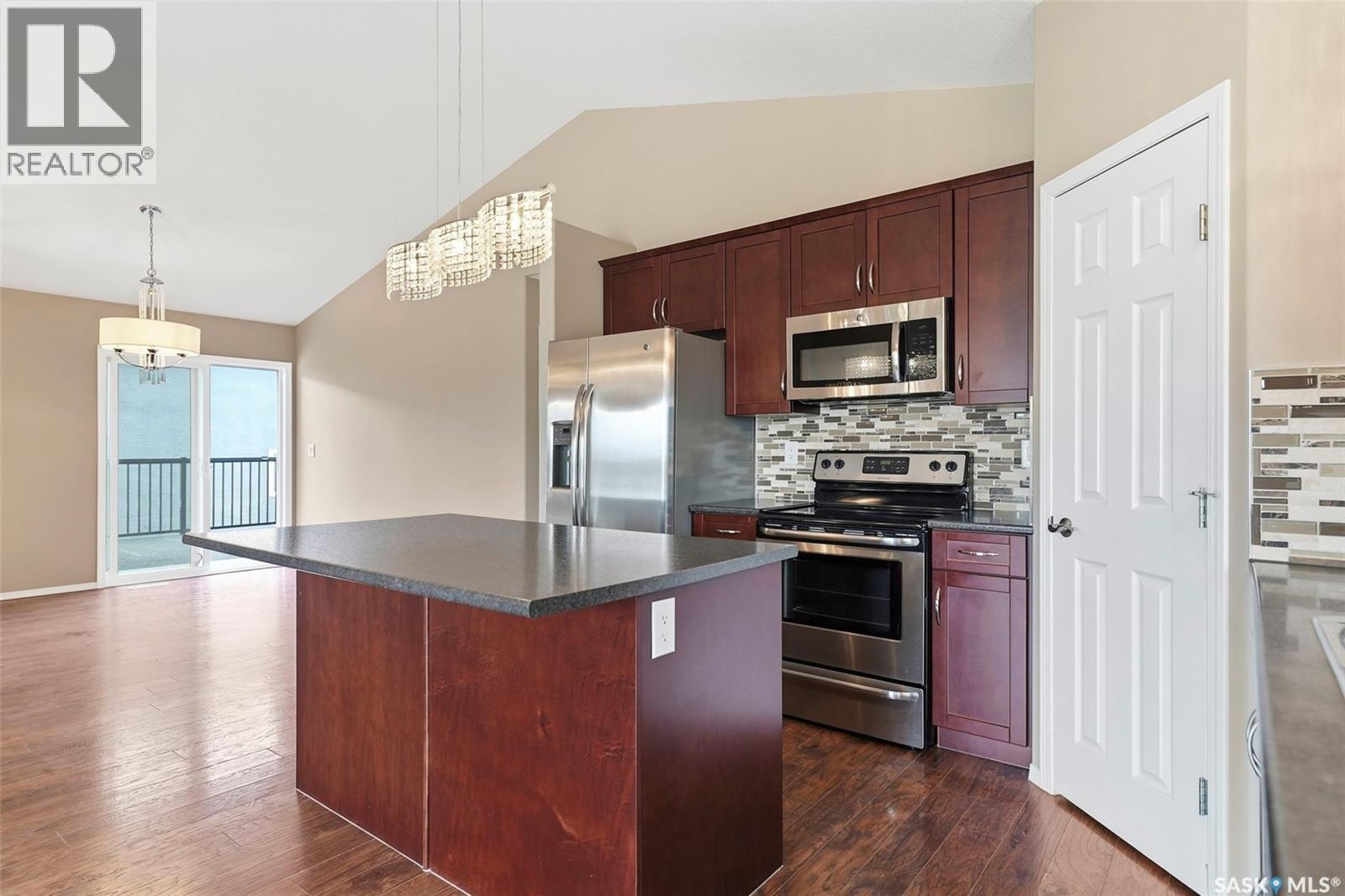517 Redwood CRESCENT - 7