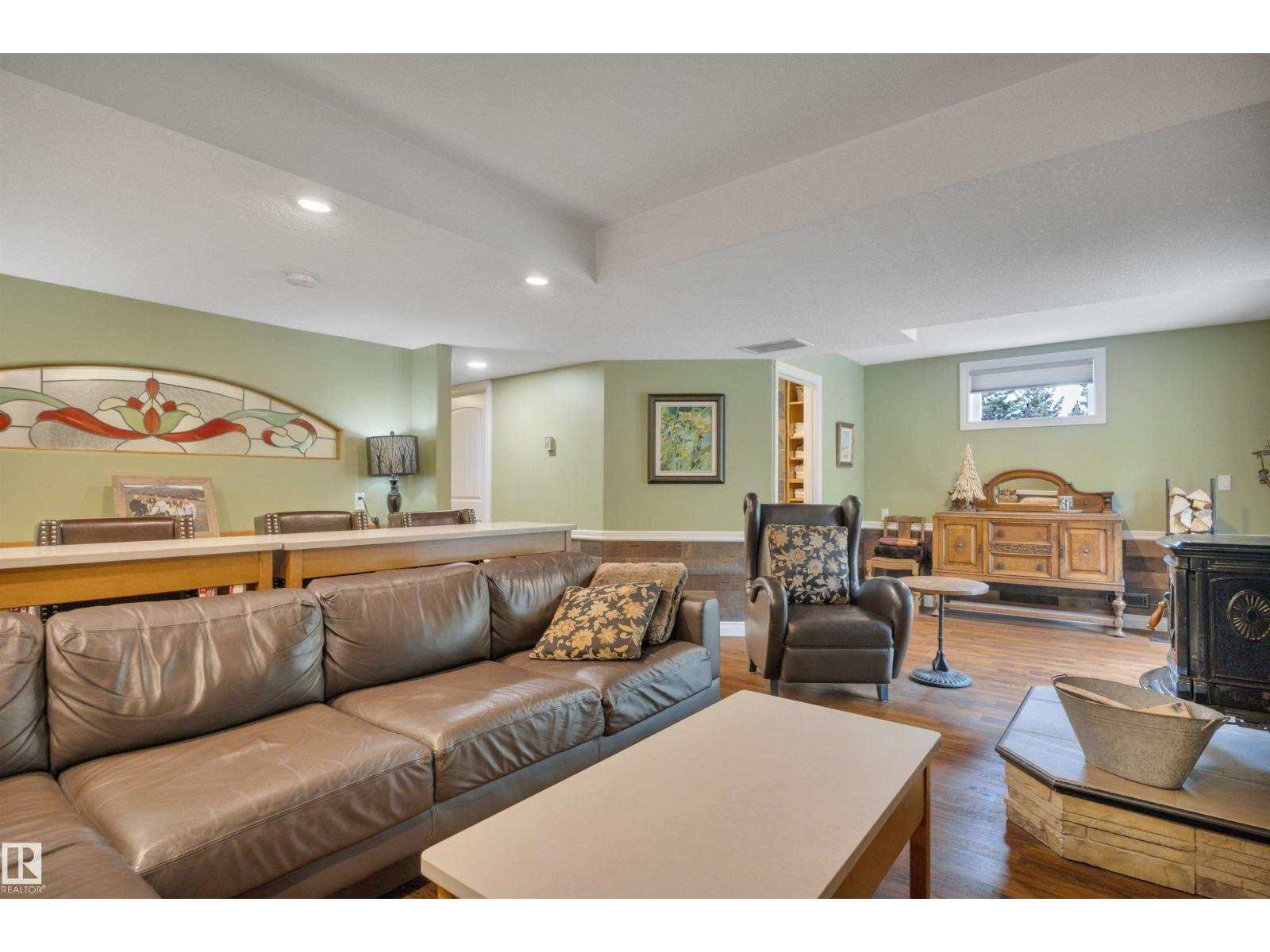 464012 A RGE ROAD 233 - 31