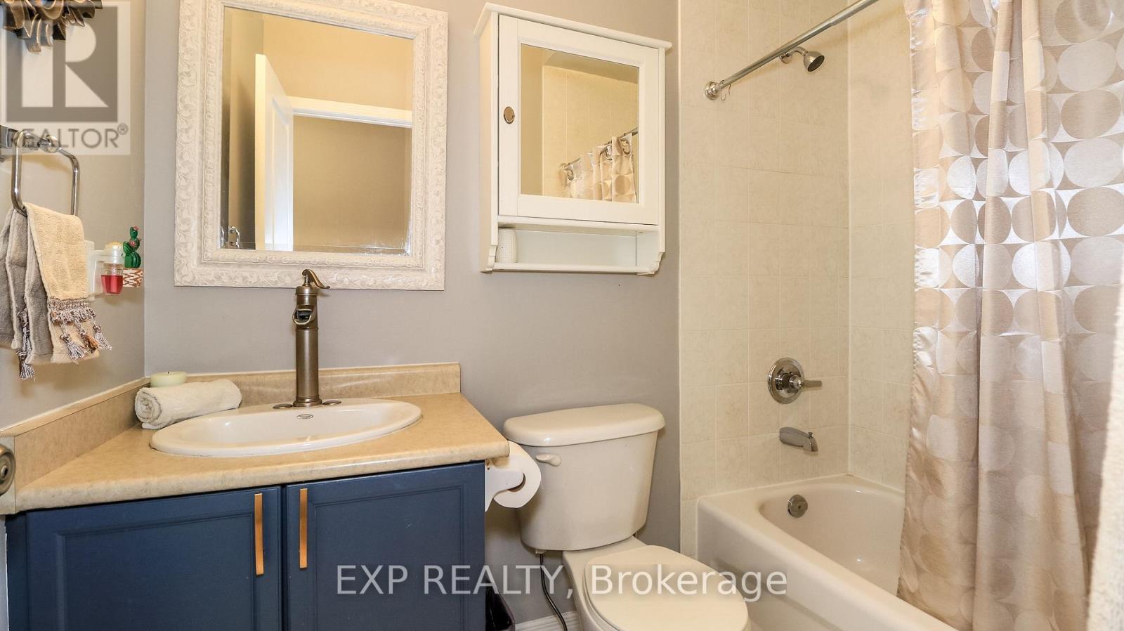 10 WESTMINSTER CIRCLE - 8