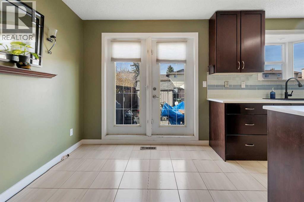 4811 60 Street NE - 15