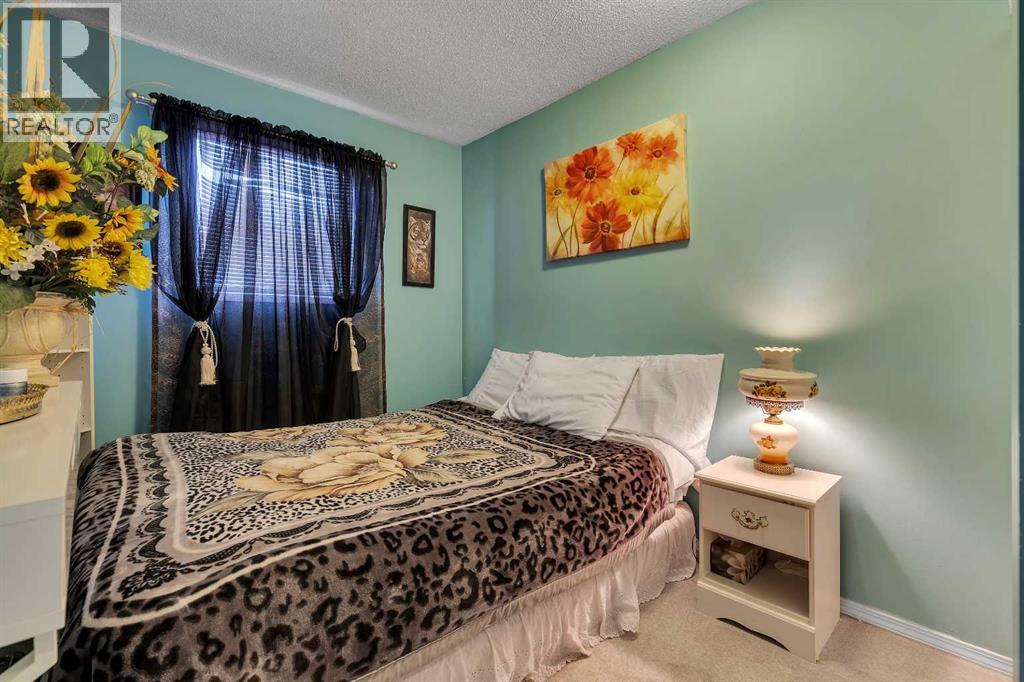 4811 60 Street NE - 32