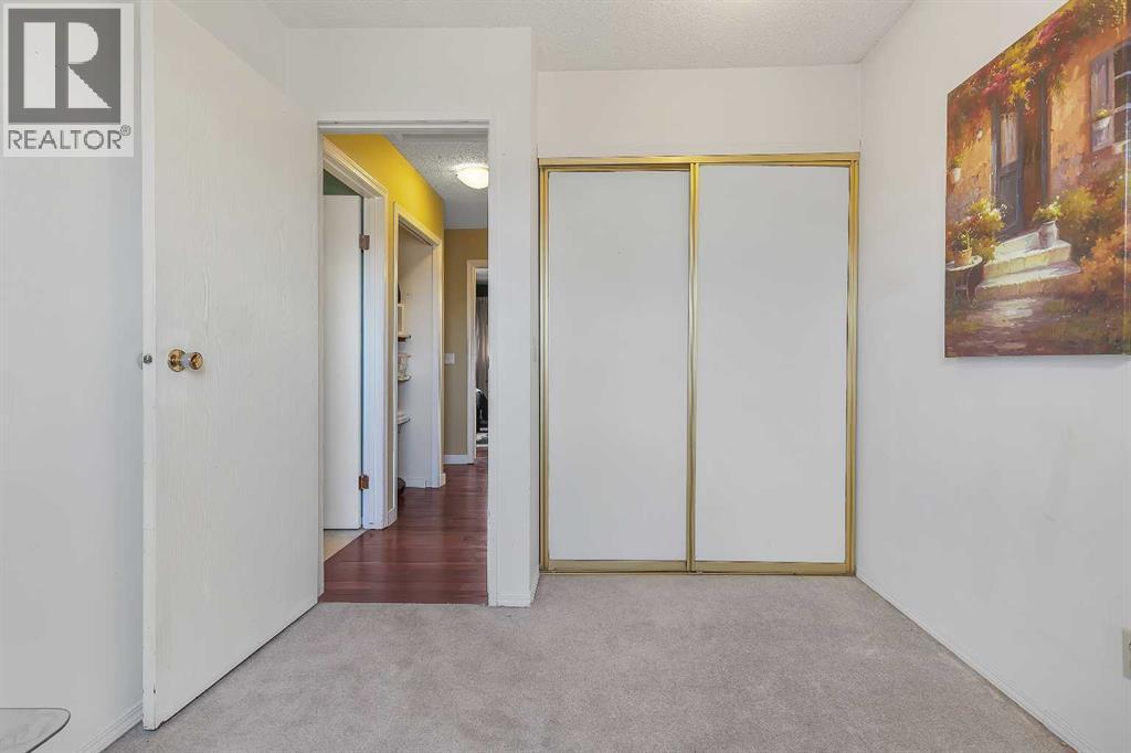 4811 60 Street NE - 37