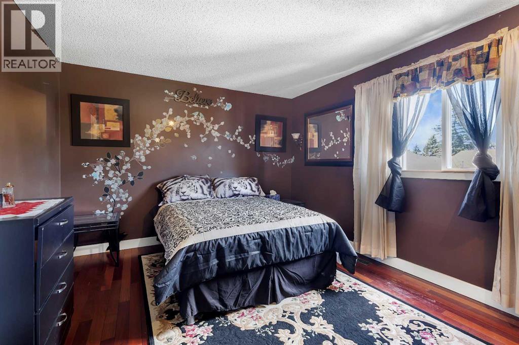 4811 60 Street NE - 26